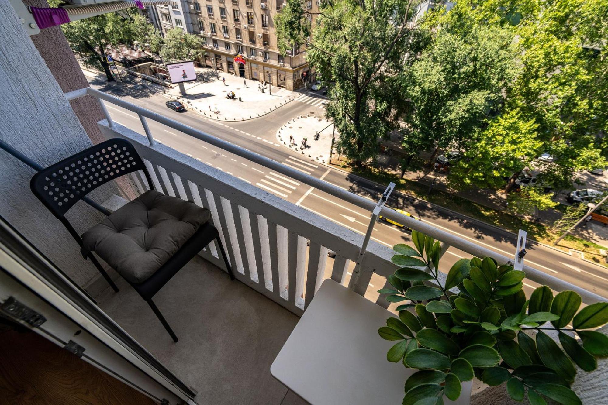 Romana Vibe Elegance In The Heart Of The City Bucarest Exterior foto