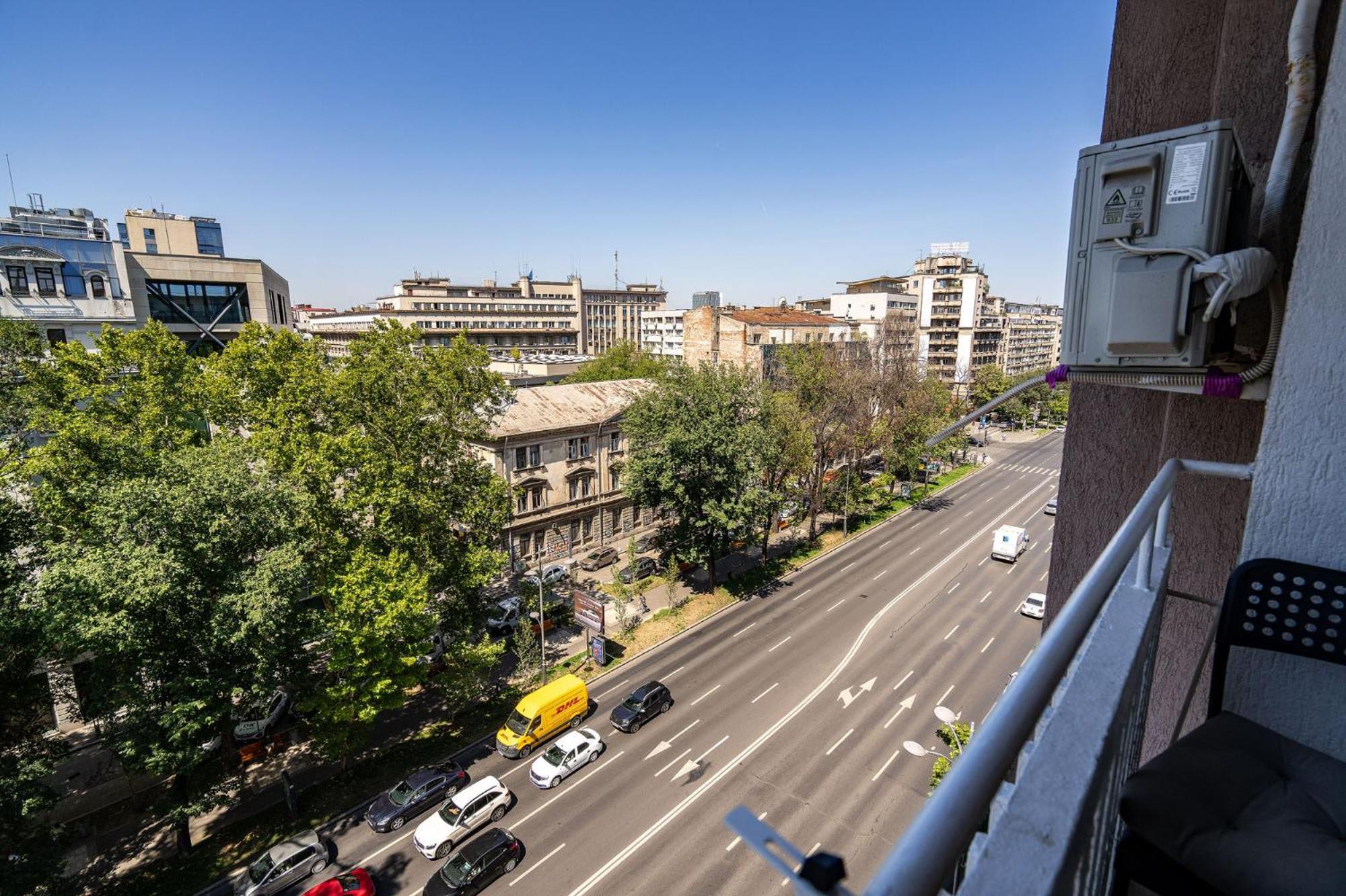 Romana Vibe Elegance In The Heart Of The City Bucarest Exterior foto
